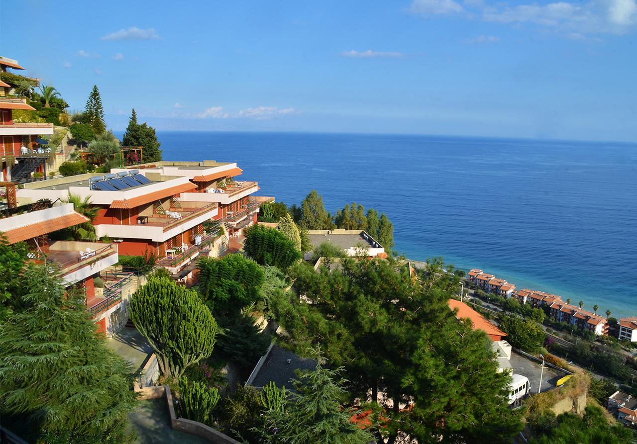 Residence Letojanni Taormina Esterno foto